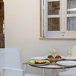 Castle Mansions 4* Naxos City