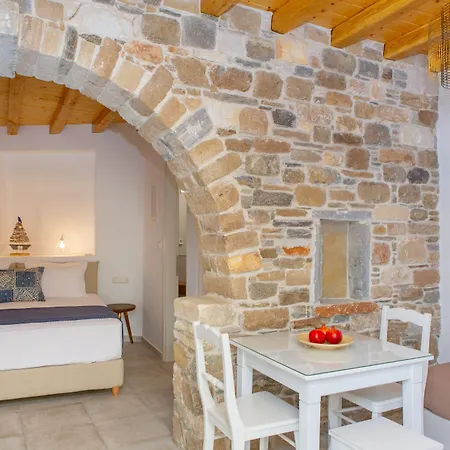 Castle Mansions Naxos City