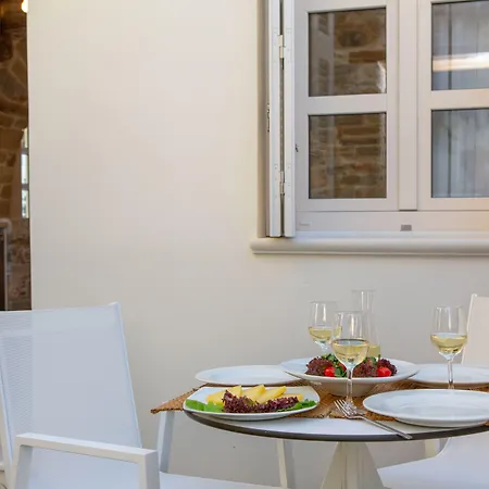 Castle Mansions 4* Naxos City