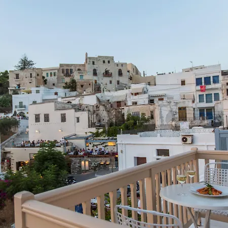 Hotel apartamentowy Castle Mansions Naxos City
