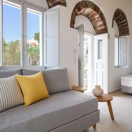 アパートホテル Castle Mansions Naxos City