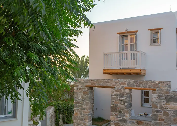 Castle Mansions Naxos City