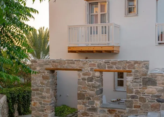 מלון דירות Castle Mansions Naxos City