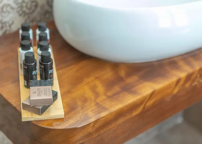 Castle Mansions מלון דירות 4*